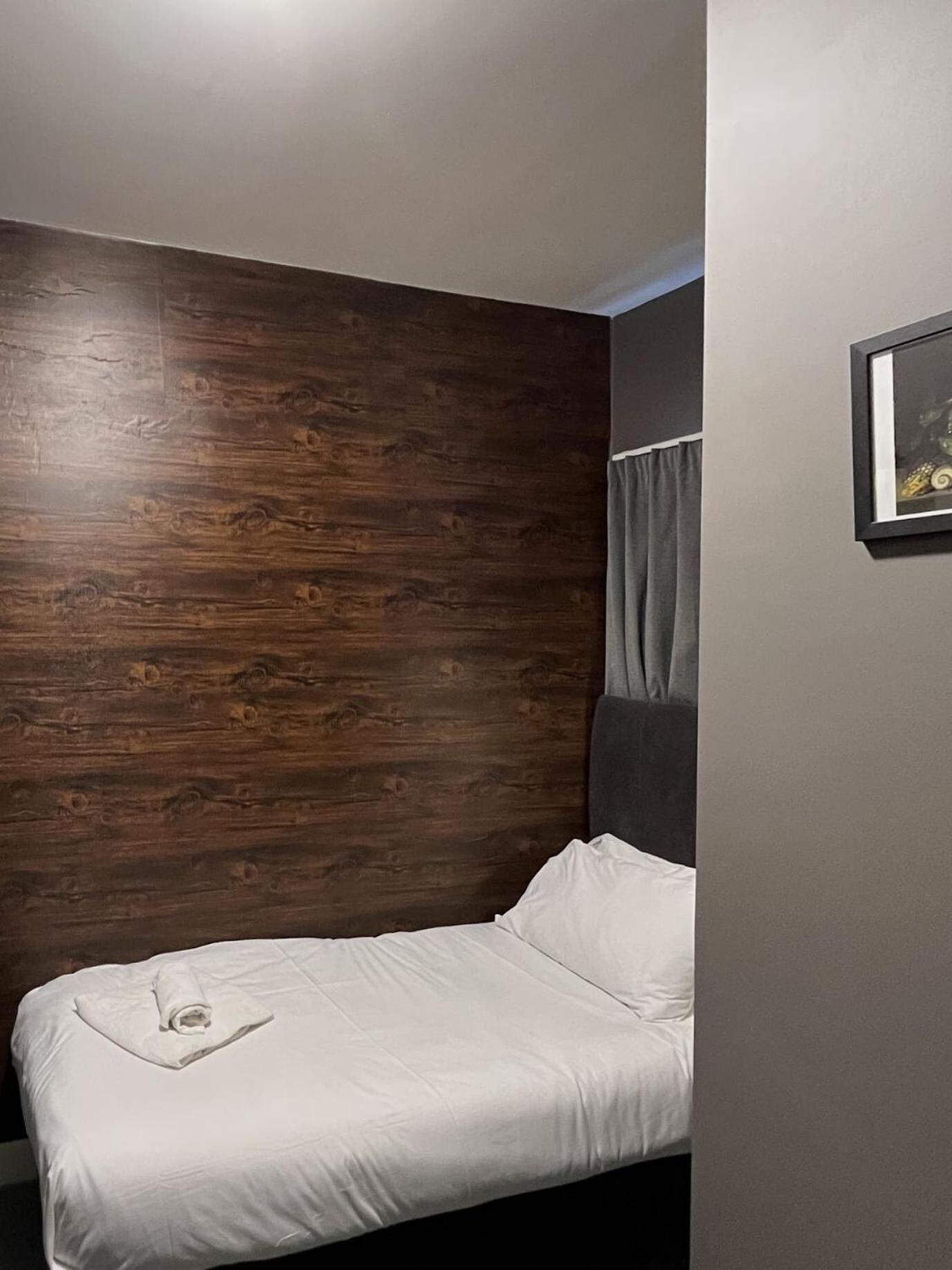The Wellington Hotel Birmingham - Breakfast Included, Near O2 Academy & City Centre Rum bild