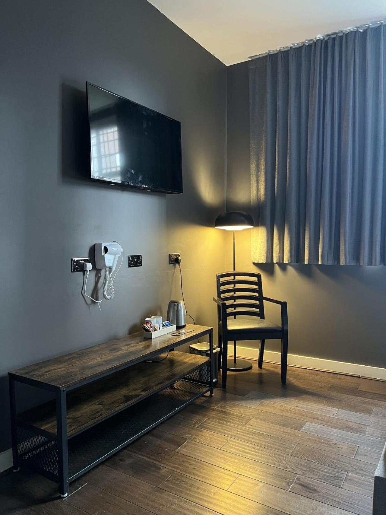 The Wellington Hotel Birmingham - Breakfast Included, Near O2 Academy & City Centre Rum bild